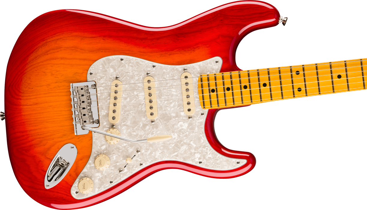 Fender American Professional Stratocaster, touche en érable, Cherry Burst vieilli