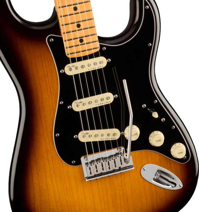 Fender American Ultra Luxe Stratocaster, Maple Fingerboard - 2-Color Sunburst
