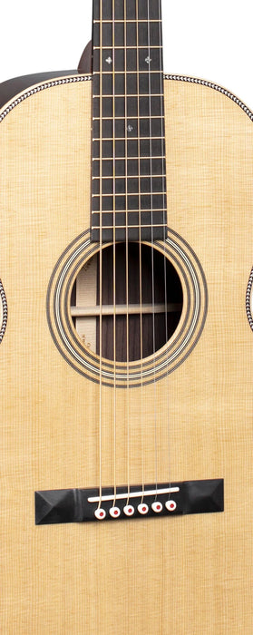 Martin Acoustic Guitar, 012-28 Modern Deluxe w/Hardshell Case