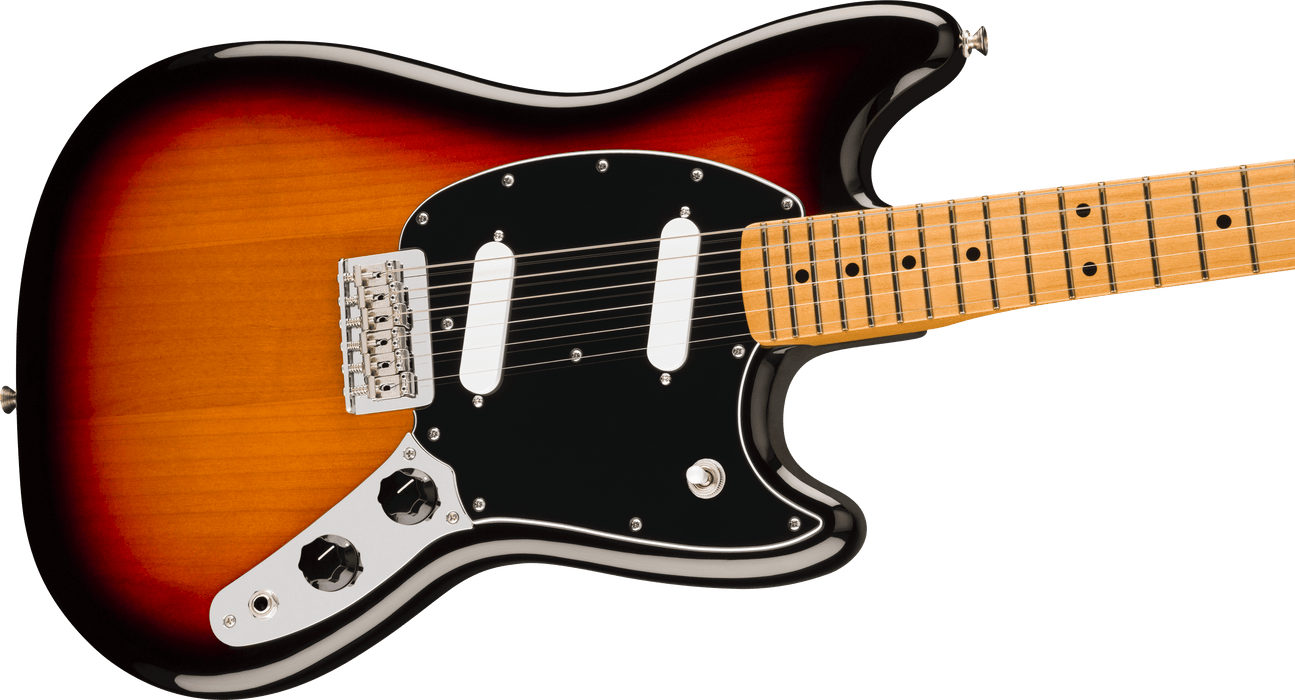 Fender Player II Mustang, Maple Fingerboard, 3-Color Sunburst