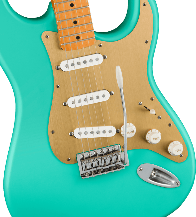 Squier 40th Anniversary Stratocaster, Vintage Edition, Maple Fingerboard - Satin Sea Foam Green
