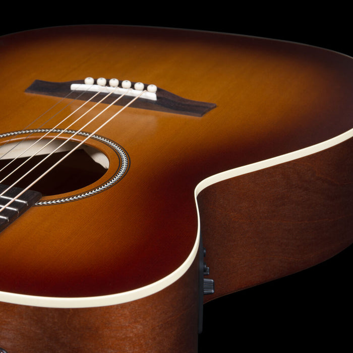 Seagull Entourage Rustic CH CW EQ - SF