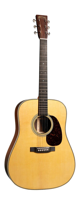 Martin Super HD28 w/Molded Hardshell