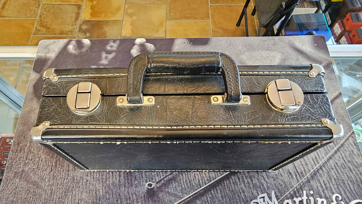 Vito Clarinette si bémol avec clés plaquées nickel et étui en bois - Occasion