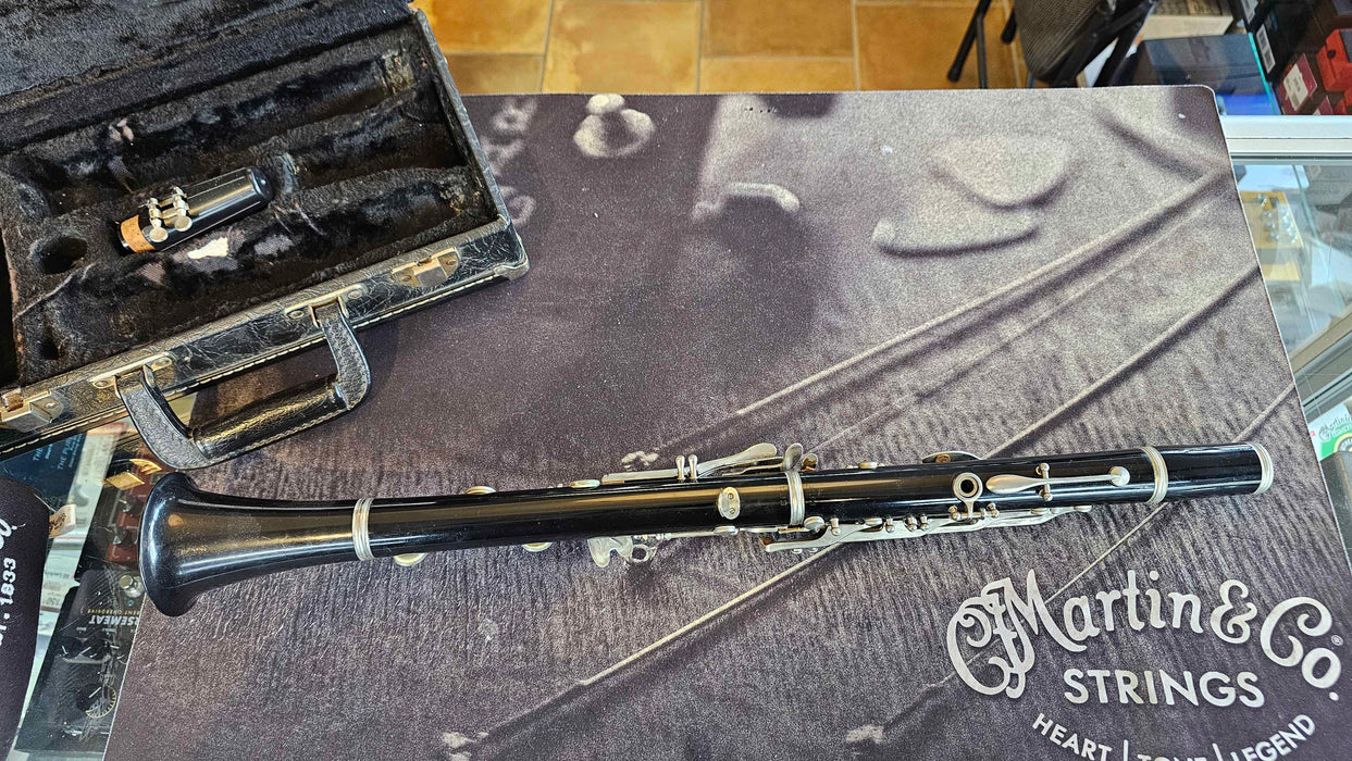 Vito Clarinette si bémol avec clés plaquées nickel et étui en bois - Occasion