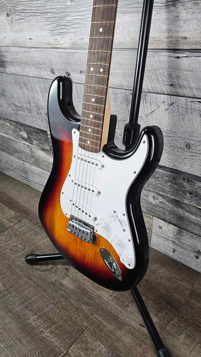 Fender Standard Stratocaster - 3-Color Sunburst - Used