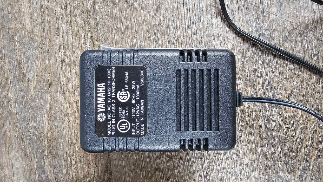 Yamaha DG Stomp w/Power Supply - Used