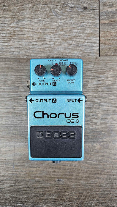 Boss Chorus CE-3 Étiquette Verte - Occasion
