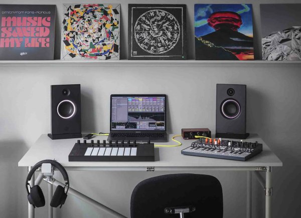 AIAIAI Audio Unit-4 Studio Monitors Isolation Pads