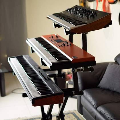 Quiklok QL723 ProSeries Double-Braced 3 Tier X-Style Keyboard Stand