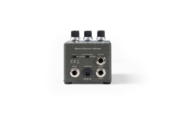 Warm Audio Mod All-Analog Chorus & Vibrato Guitar Effects Pedal