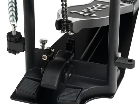 DW Hardware 2000 Series Double Bass Pedal