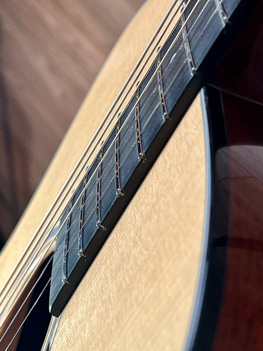 Martin D-18 Authentic 1939 Acoustic Guitar w/case - B-Stock