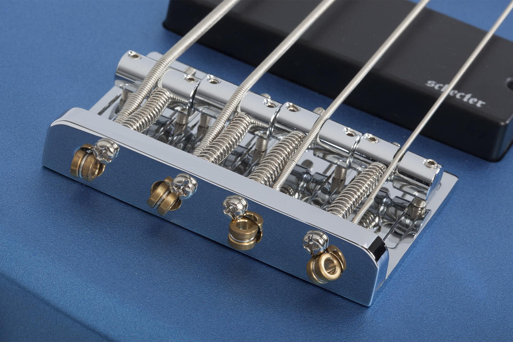 Schecter C-4 Deluxe Satin Metallic Light Blue