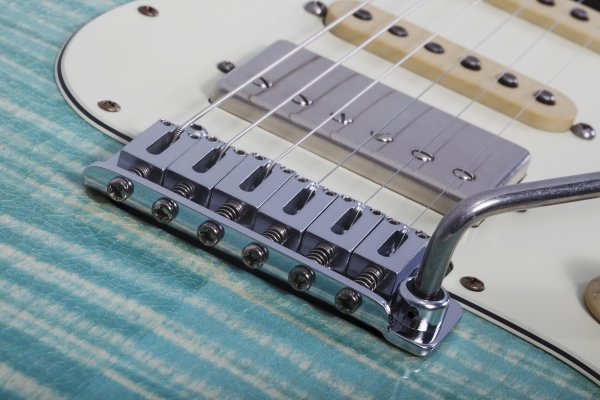 Schecter Nick Johnston Traditional - Usa "Wembley" HSS Atomic Ice