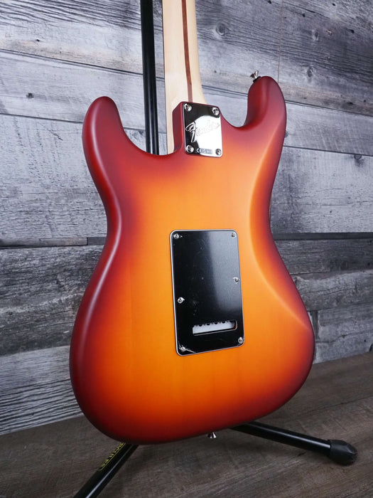 Fender American Performer Spruce Stratocaster, Rosewood Fingerboard, Honey Burst  - Used