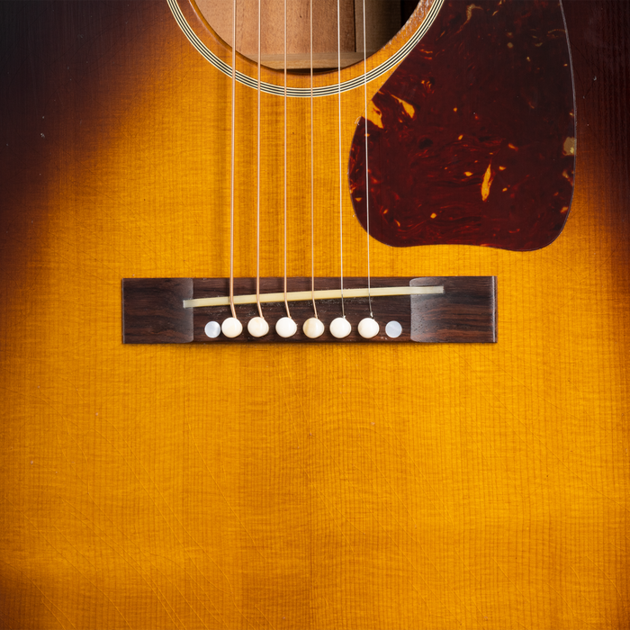 Gibson 1942 Banner J-45, Vintage Sunburst