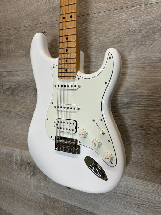 Fender Player Stratocaster HSS, Maple Fingerboard, Polar White - Used