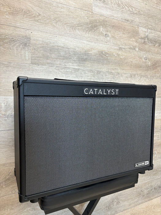 Line 6 Catalyst 200 w/ footswitch - Used