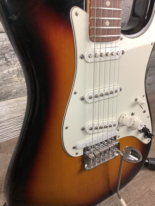 Fender Strat Roland Ready - Used