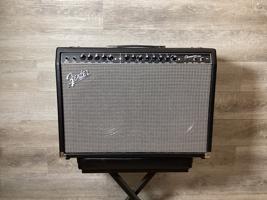 Fender Amplifier Champion 100 - used