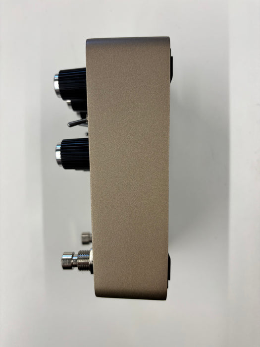 Universal Audio - Golden Reverb Pedal - Used