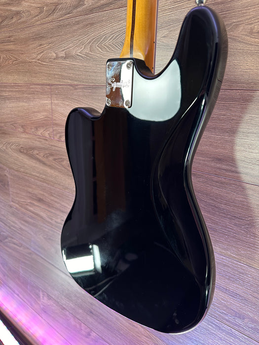 Squier Classic Vibe Bass VI Black Used