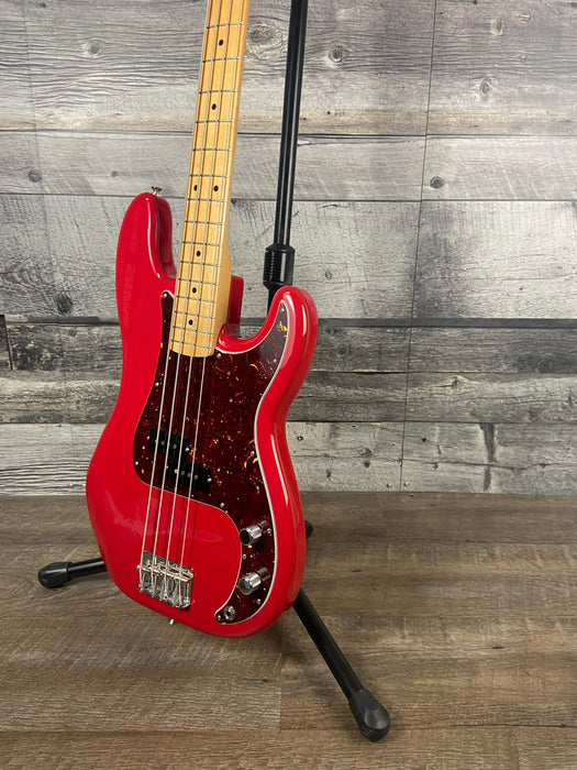 Fender Vintera '50s Precision Bass, Maple Fingerboard, Dakota Red - Used