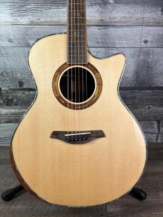 Furch Red Deluxe GC-SR  Acoustic Guitar