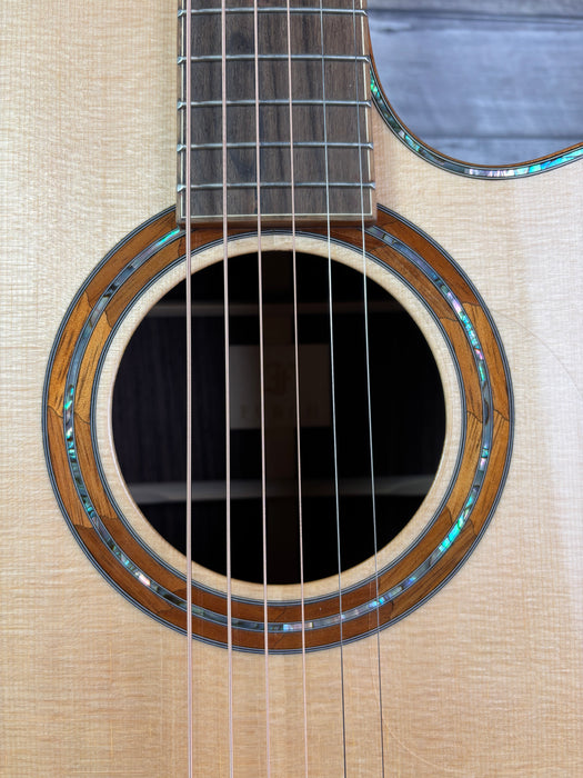 Furch Red Deluxe GC-SR  Acoustic Guitar