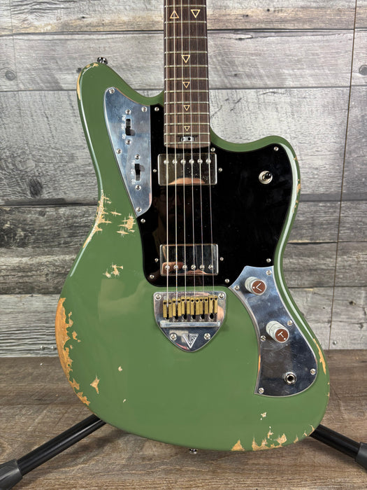 Valiant Jupiter Distressed, Olive Mash