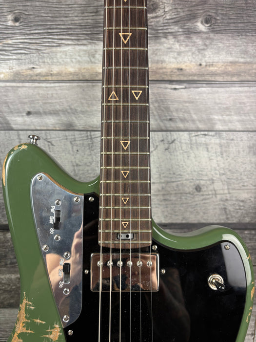 Valiant Jupiter Distressed, Olive Mash