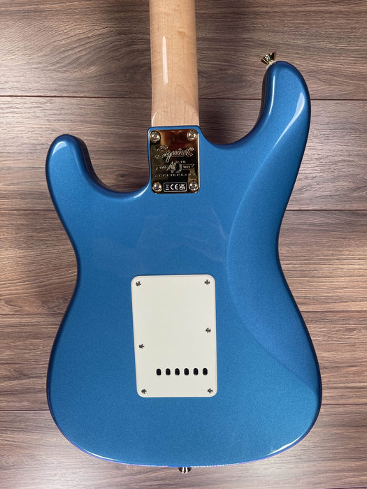 Squier 40th Anniversary Stratocaster, Gold Edition, Laurel Fingerboard - Lake Placid Blue B-STOCK