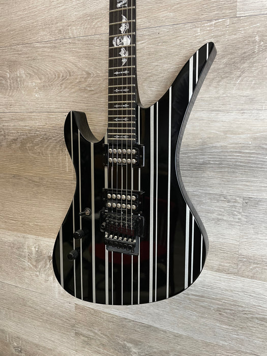 Schecter Synyster Gates Custom, Left-Handed - Used