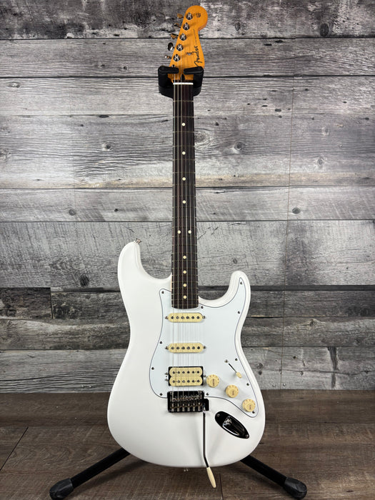 Fender Player II Stratocaster HSS, Rosewood Fingerboard, Polar White - Used