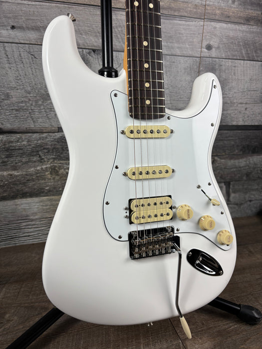 Fender Player II Stratocaster HSS, Rosewood Fingerboard, Polar White - Used