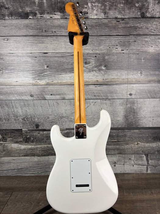 Fender Player II Stratocaster HSS, Rosewood Fingerboard, Polar White - Used