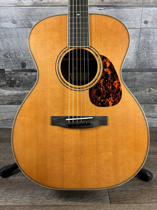 Furch Vintage 2 OM-SR une guitare acoustique modèle Orchestra 2026 avec étui rigide