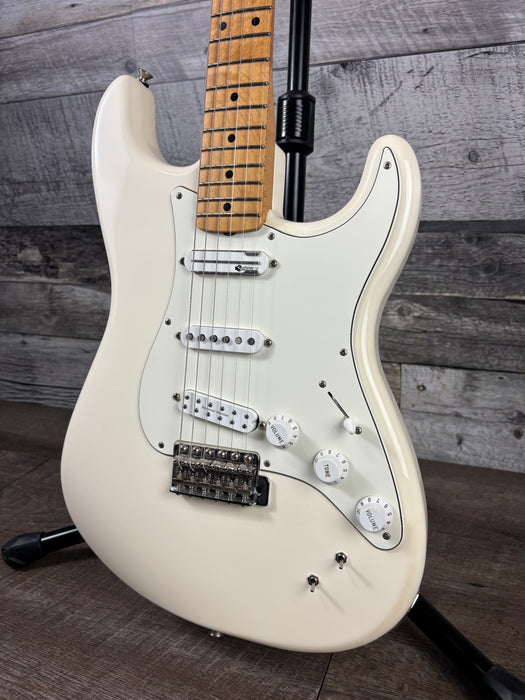 Fender EOB Ed O'Brien Signature Sustainer Stratocaster w/Gigbag - Used