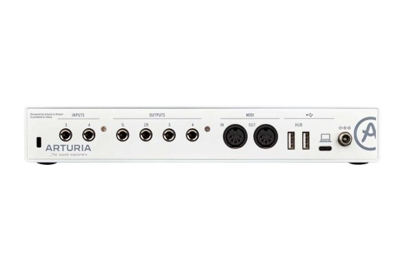 Arturia Minifuse 4 compact USB interface, white