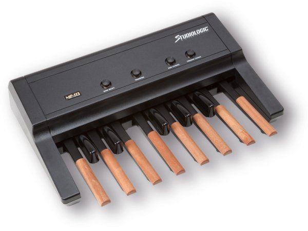 Studiologic Dynamic MIDI Pedalboard w/13 notes