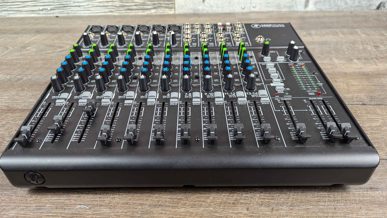 Mackie 14-channel Compact Mixer B-Stock