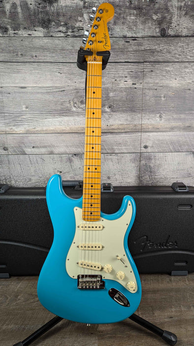 Fender Stratocaster Professional II Miami Blue - Used