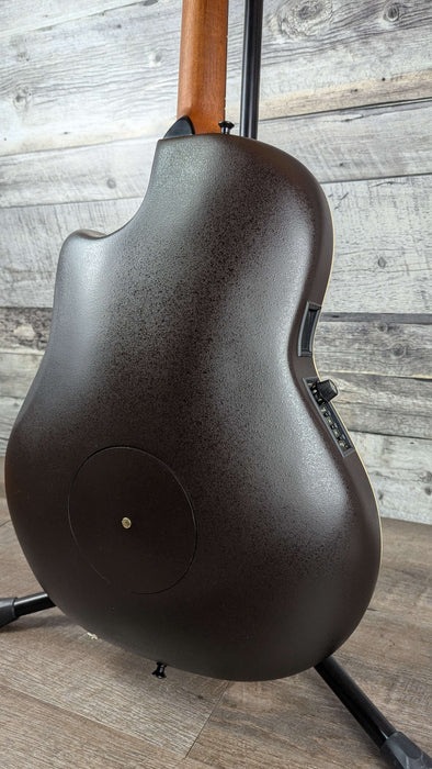 Ovation 6868 (1993) Elite Standard with hardshell case - Used