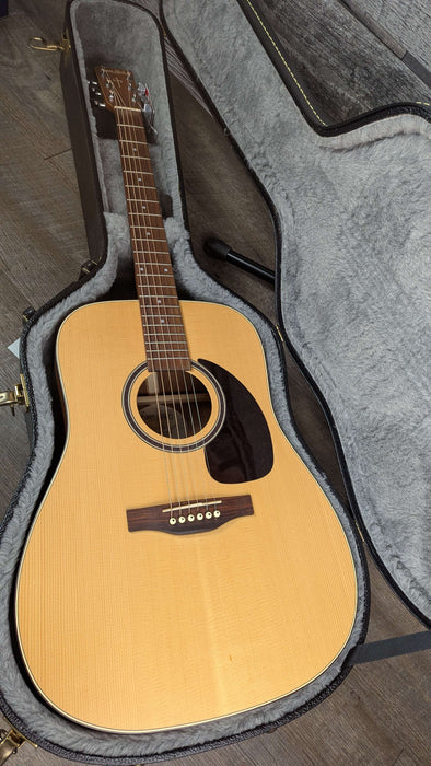 Simon & Patrick Woodland Pro all solid Dreadnought Mahogany with case, USE