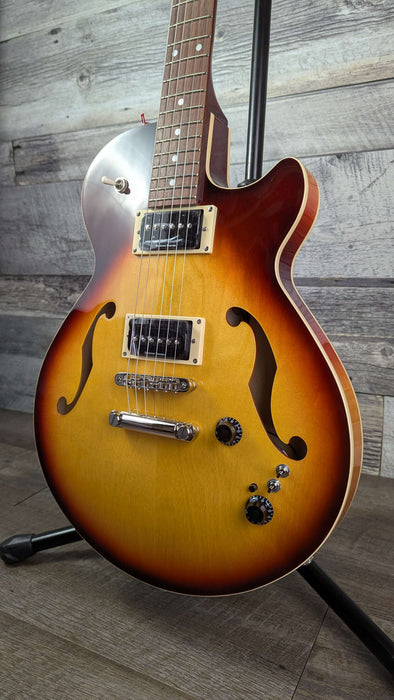 Godin Limited Edition Montreal Ltd Sunburst w/Gigbag