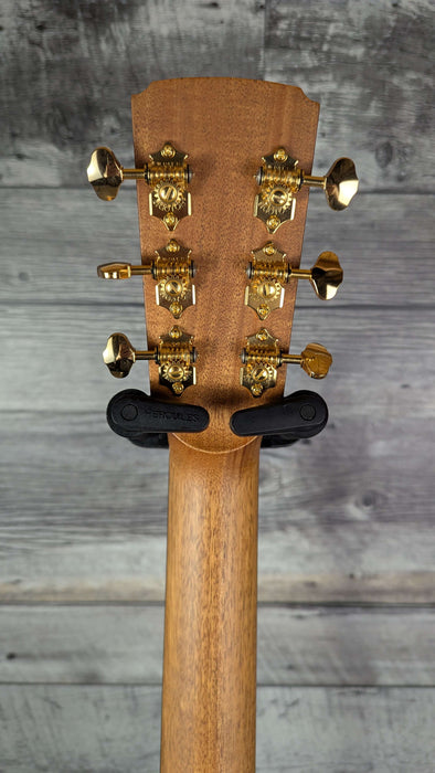 Boucher Studio Goose Grand Reserve Dreadnought Torrified Flamed Maple 3A