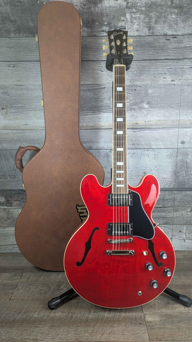 Gibson ES-335 Figured Cherry w/hardshell case - Used