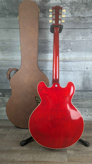 Gibson ES-335 Figured Cherry w/hardshell case - Used