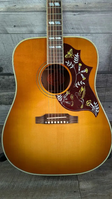 Gibson Hummingbird w/Hardshell Case, Heritage Cherry Sunburst- Used